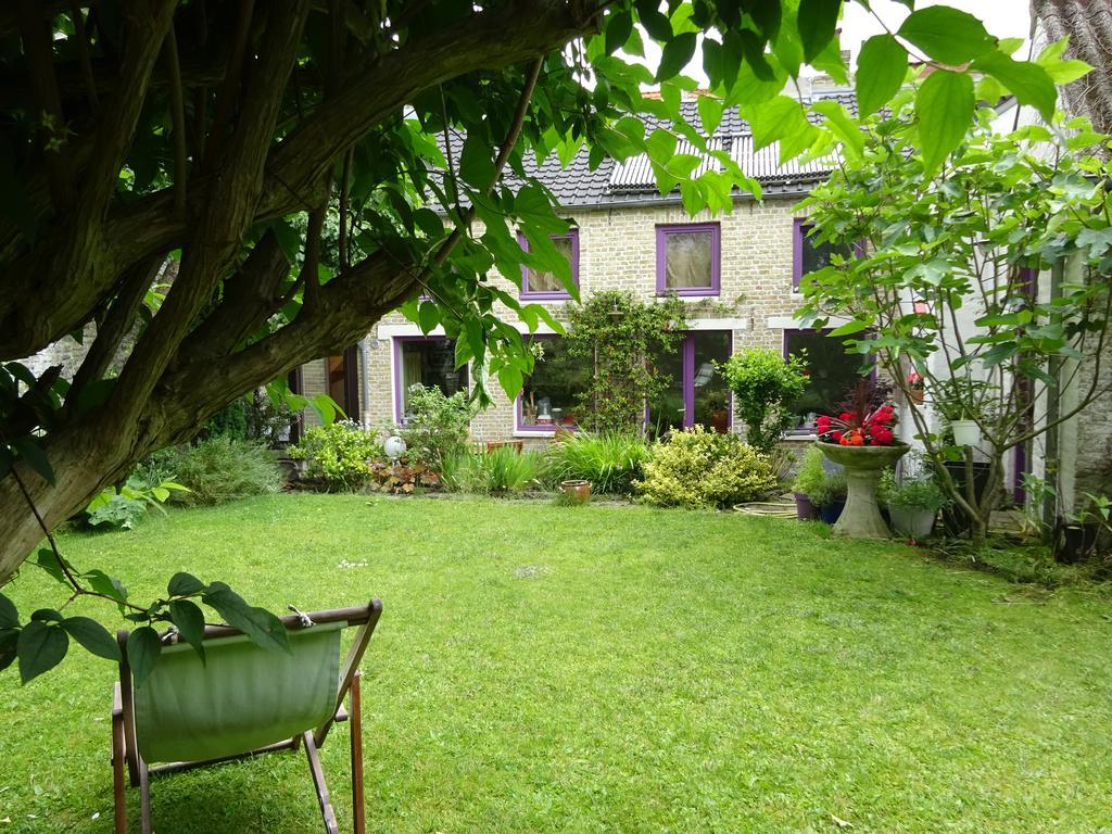 Chambres D'Hotes Les Capucins Bergues Exterior photo